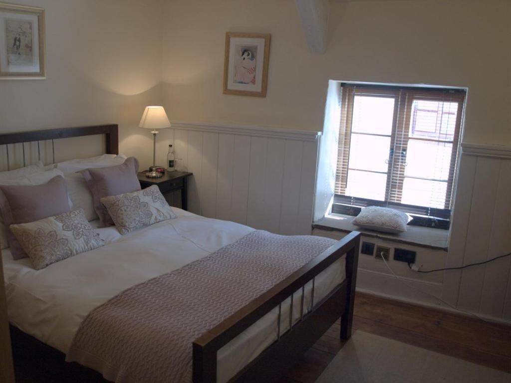 Kings Arms Hotel Abergavenny Quarto foto