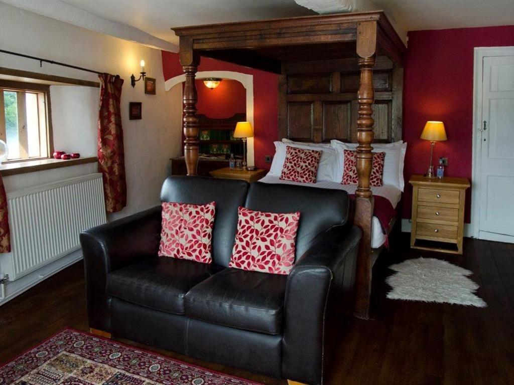 Kings Arms Hotel Abergavenny Exterior foto